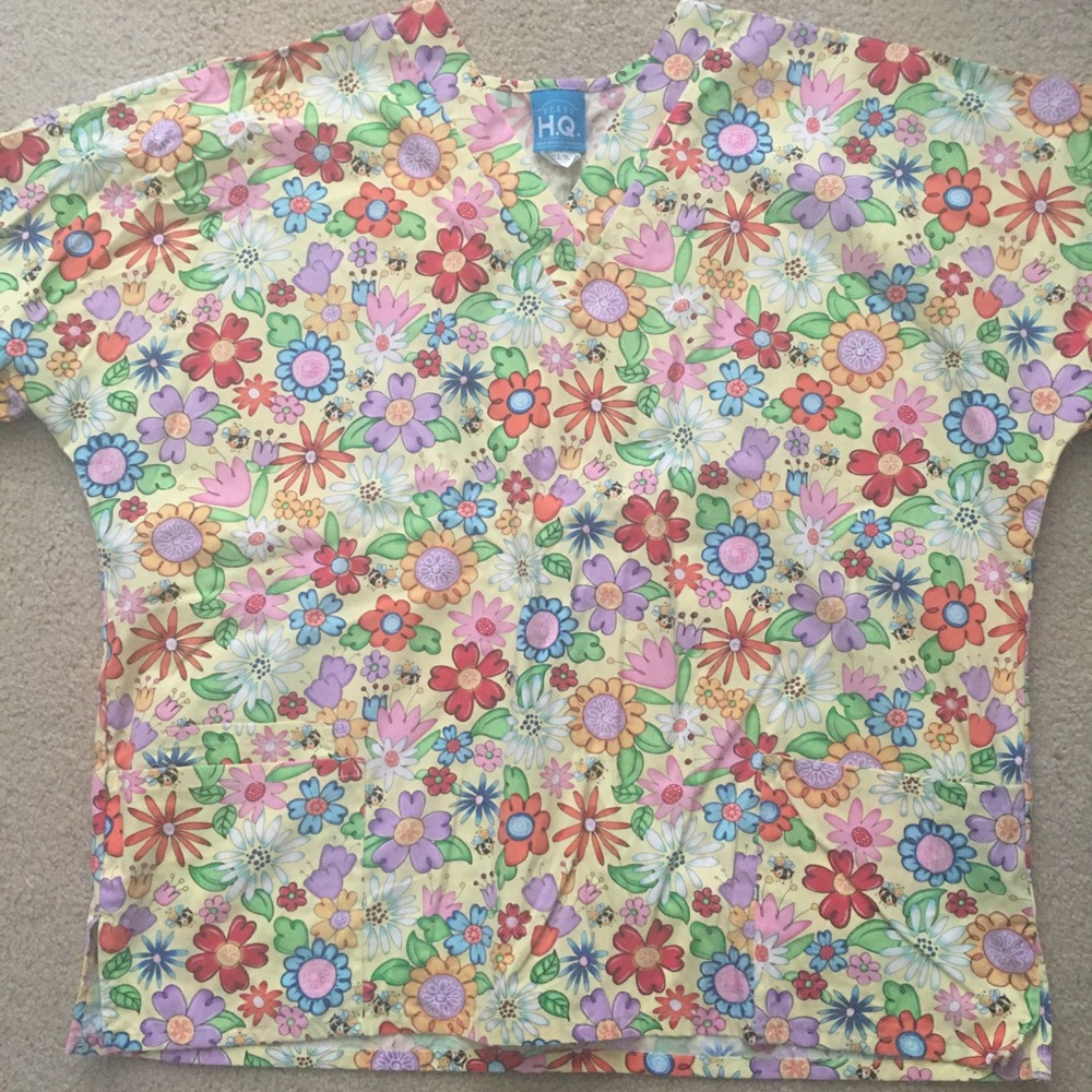 Spring floral scrub top